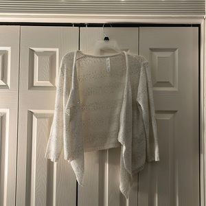 XL Cherokee white iridescent cardigan.